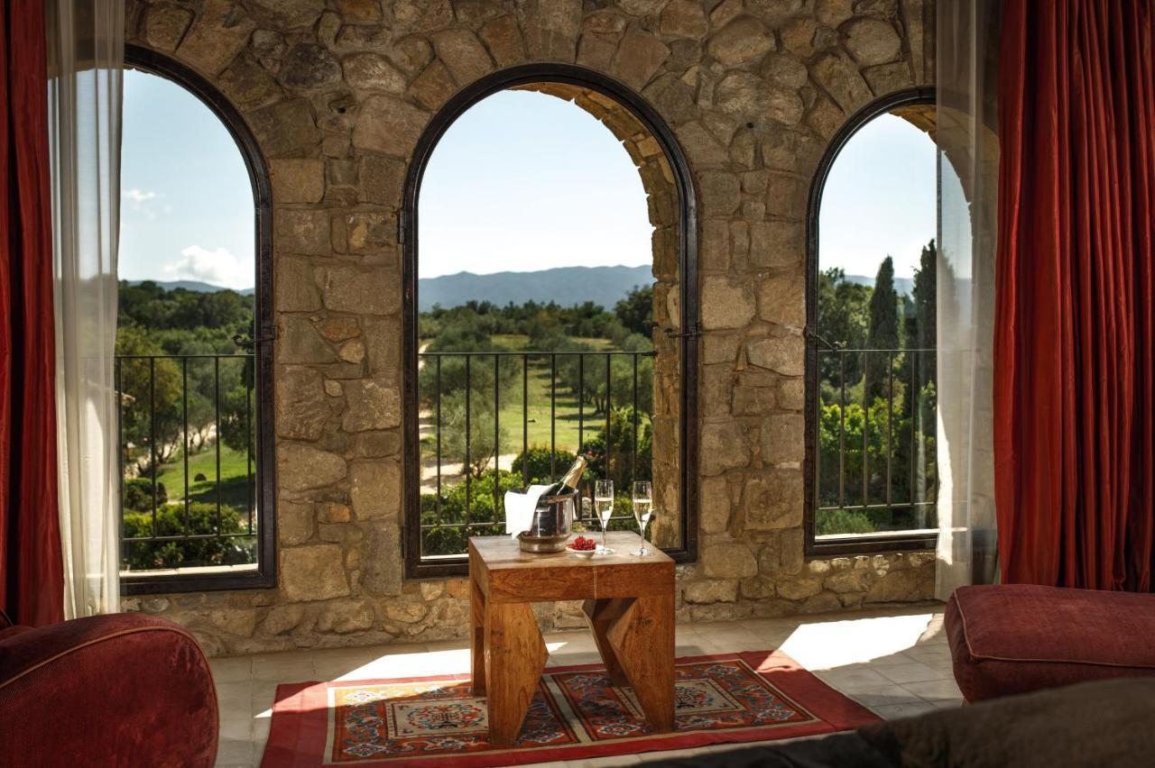 Hotel Castell D'Emporda La Bisbal d'Emporda Exterior photo